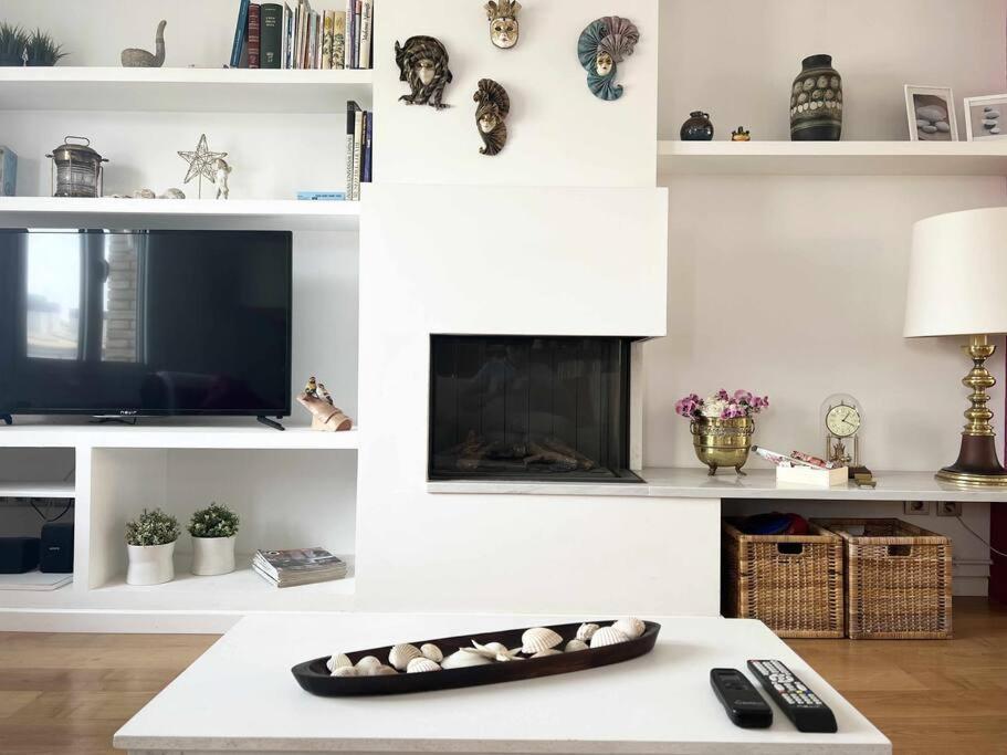 Moderno Y Amplio Apartamento En El Centro De Rosas Exteriör bild