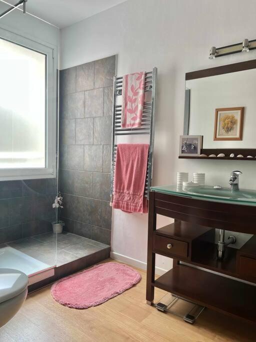 Moderno Y Amplio Apartamento En El Centro De Rosas Exteriör bild