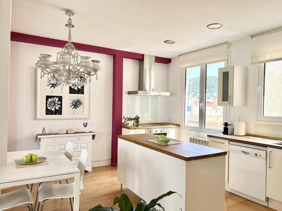 Moderno Y Amplio Apartamento En El Centro De Rosas Exteriör bild