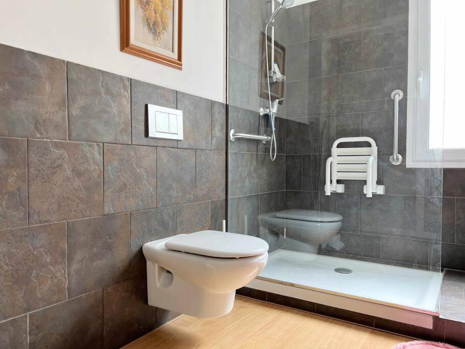 Moderno Y Amplio Apartamento En El Centro De Rosas Exteriör bild